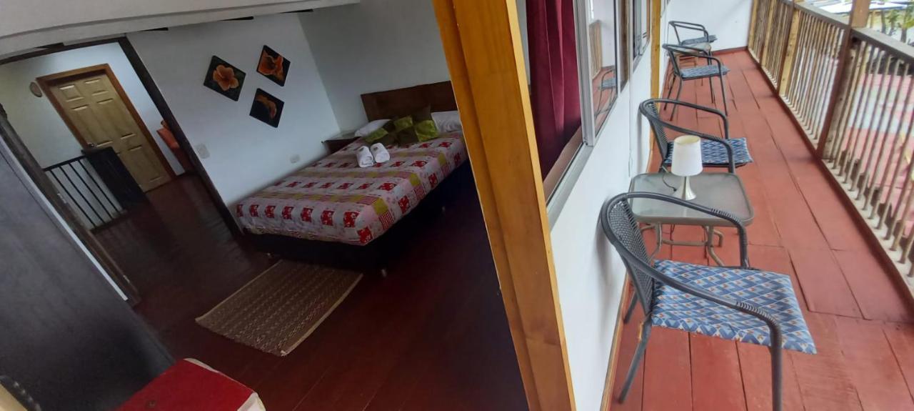 Casa La Eliana Hostal