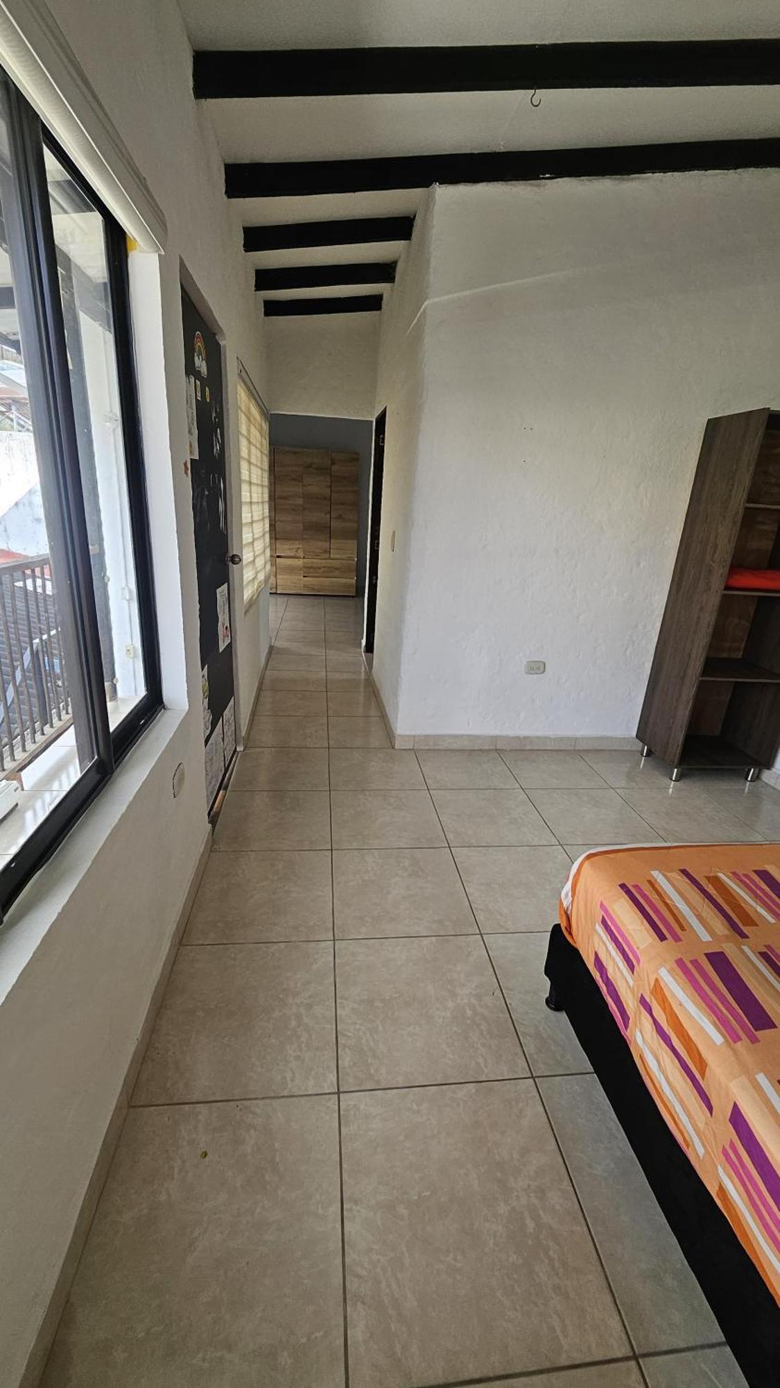 Casa La Eliana Hostal