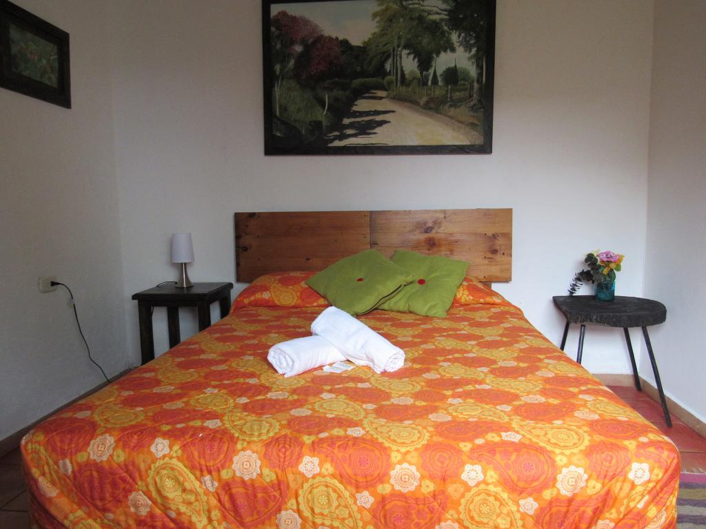 Casa La Eliana Hostal
